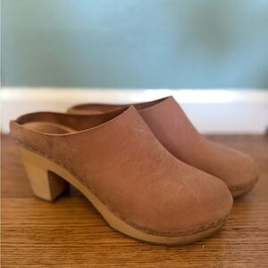 Bryr Tan Leather Mules